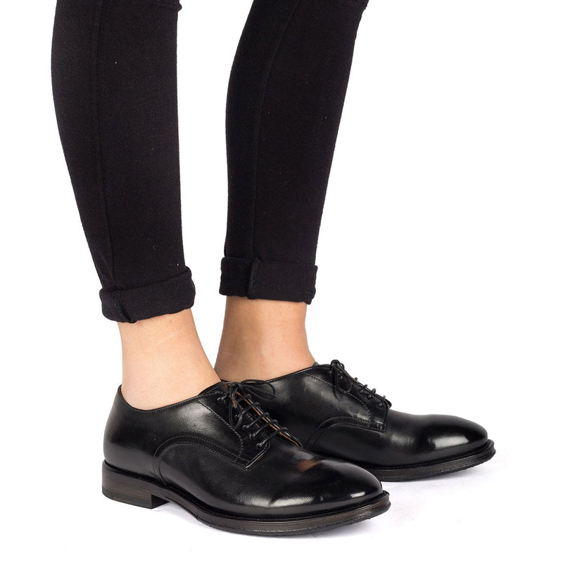 CAMIL 70015<br>Black horse leather derby