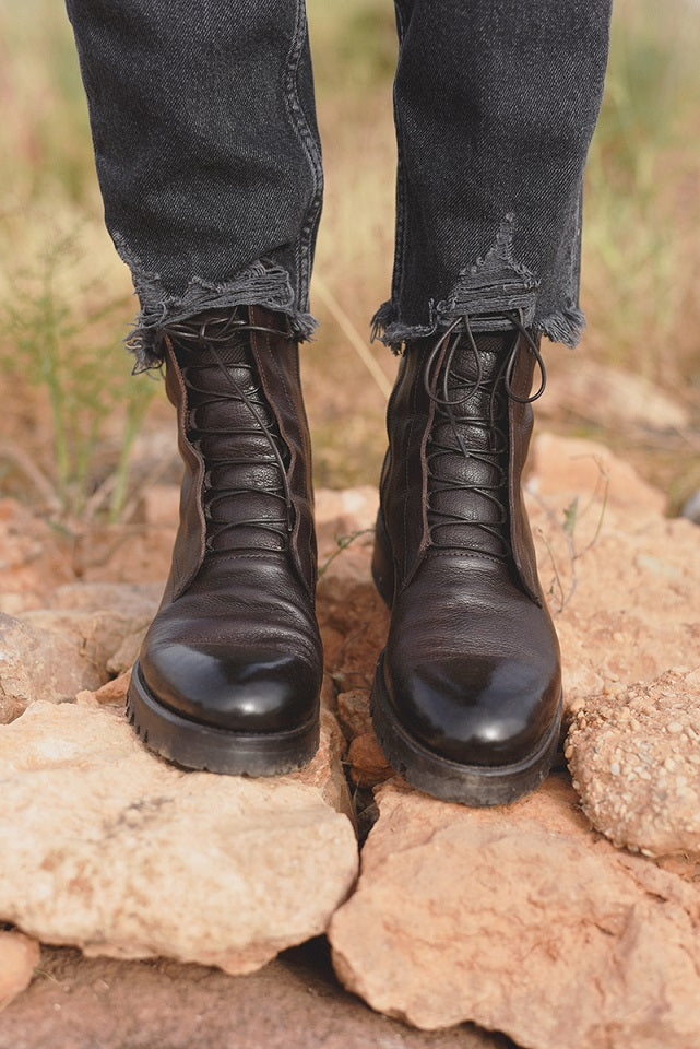 CAMIL 70022<br> Dark brown lace-up boots